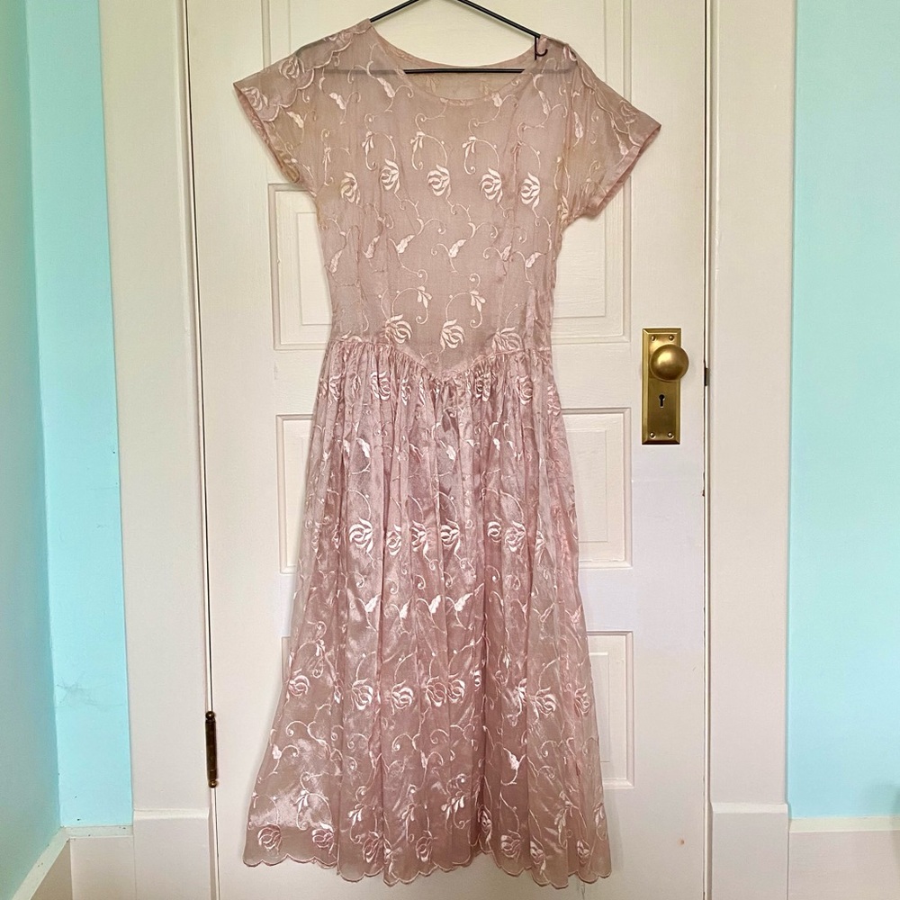 Vintage 1950s dusty rose princess dress